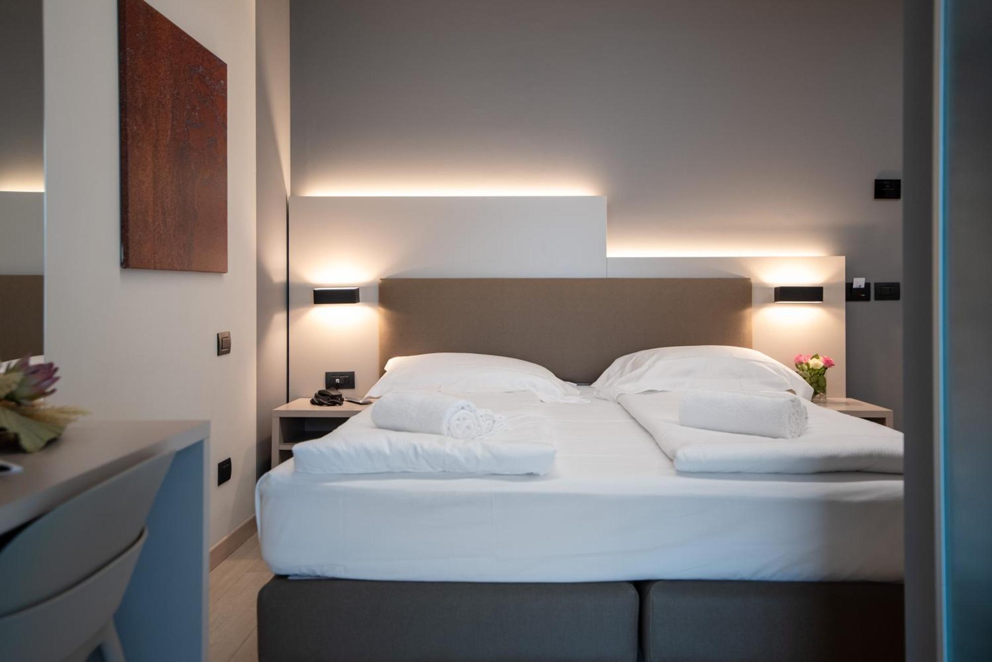 Ile Hotel Peschiera del Garda Eksteriør bilde