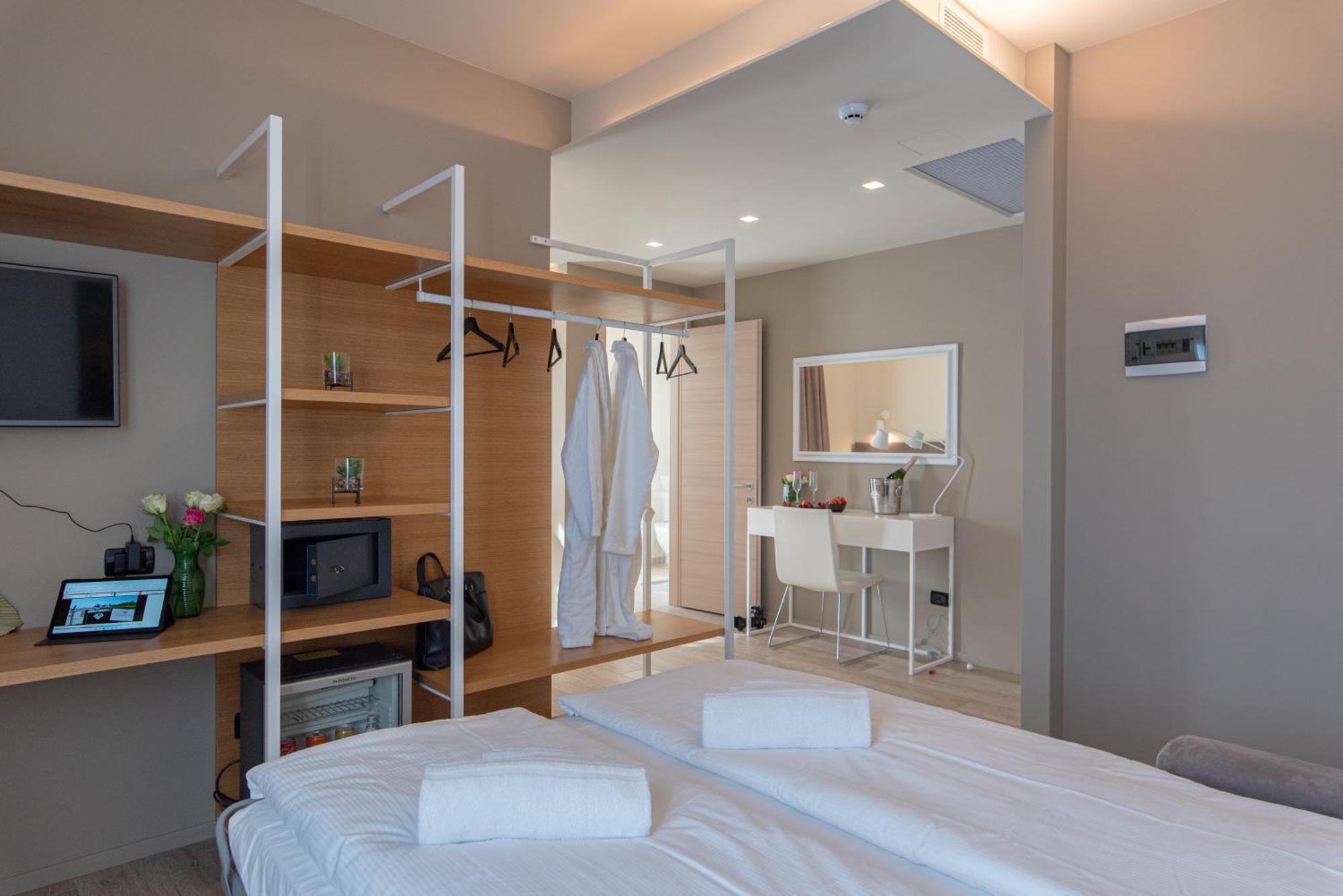 Ile Hotel Peschiera del Garda Eksteriør bilde